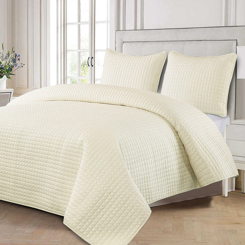 Oversized Reversible Quilted Bedspread Set