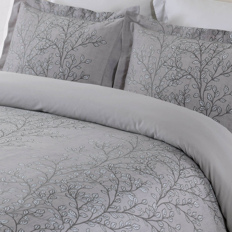 Tree branch foliage printed 100% Cotton Duvet Cover Set with shams. Made of long-staple cotton at 300 thread count. Stylish, soft, playful, fun. Available in sizes Twin/Twin XL, Full/Queen, King/Cal King