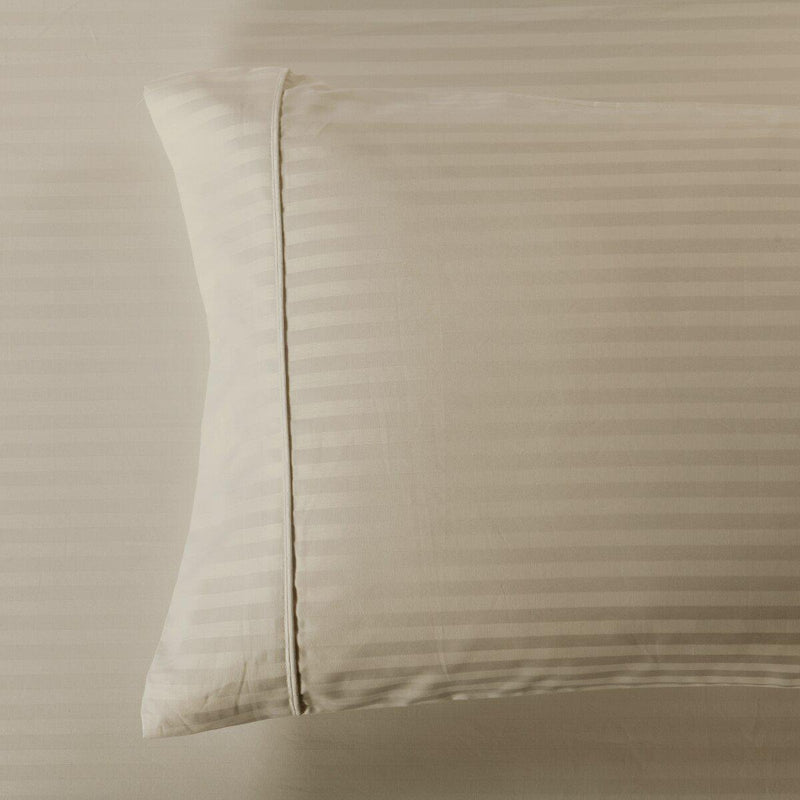 1000 Thread Count Egyptian Cotton Pillowcases King Size, 2-Pack - Luxury Hotel Quality, Sateen Weave, OEKO-TEX Certified, Ivory