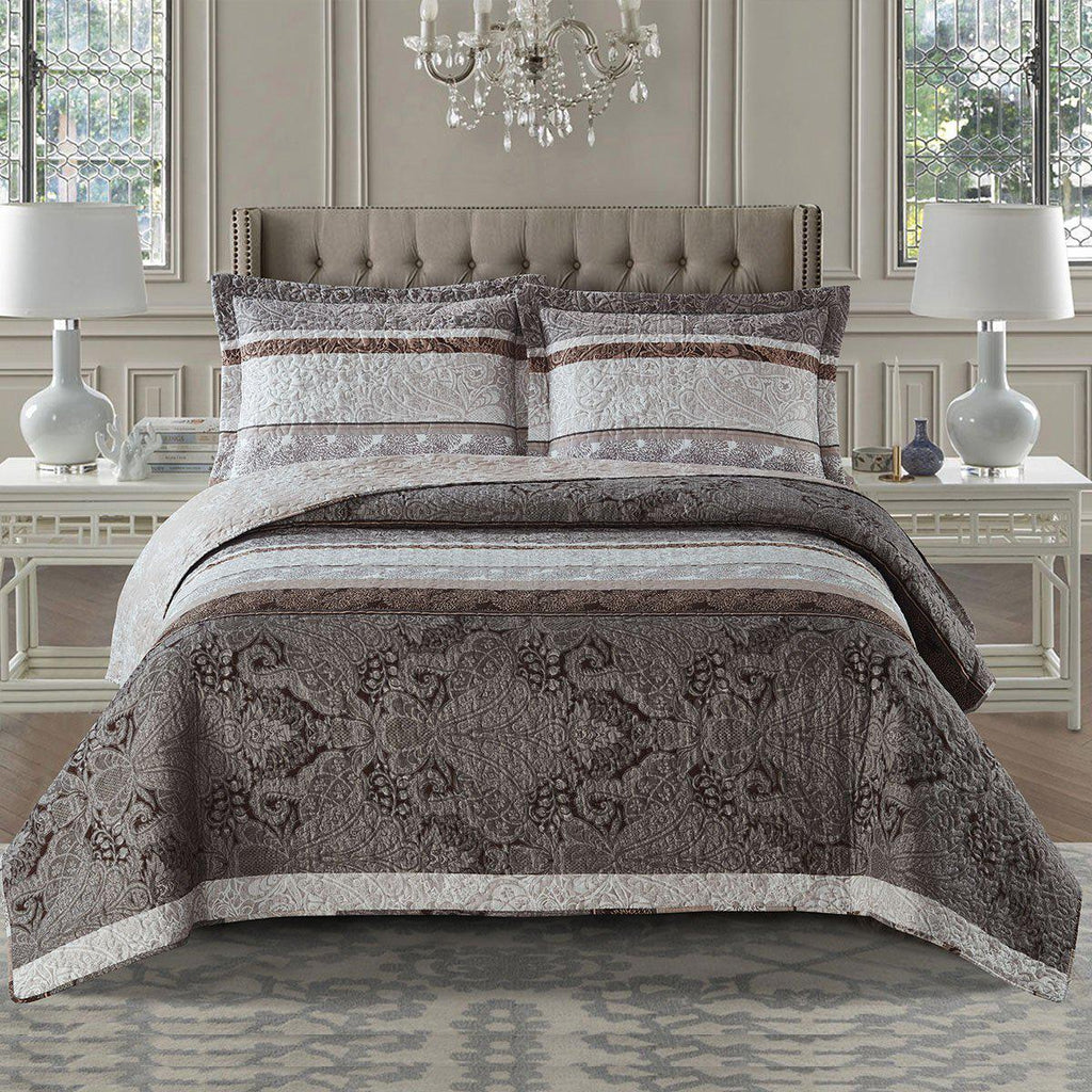 Callisto Reversible Quilt Bedspread Set